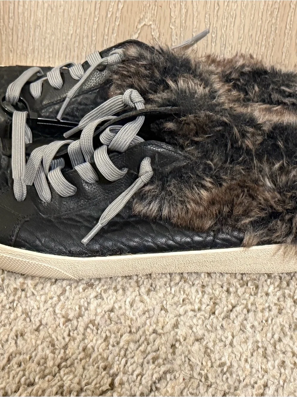 Vince Camuto Black Faux-Fur Trim Lace-Up Sneakers Mules
